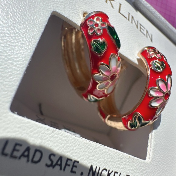 Pink linen clip on earrings red gold tone flower loop LEAD SAFE NICKEL FREE NIB - Picture 10 of 11
